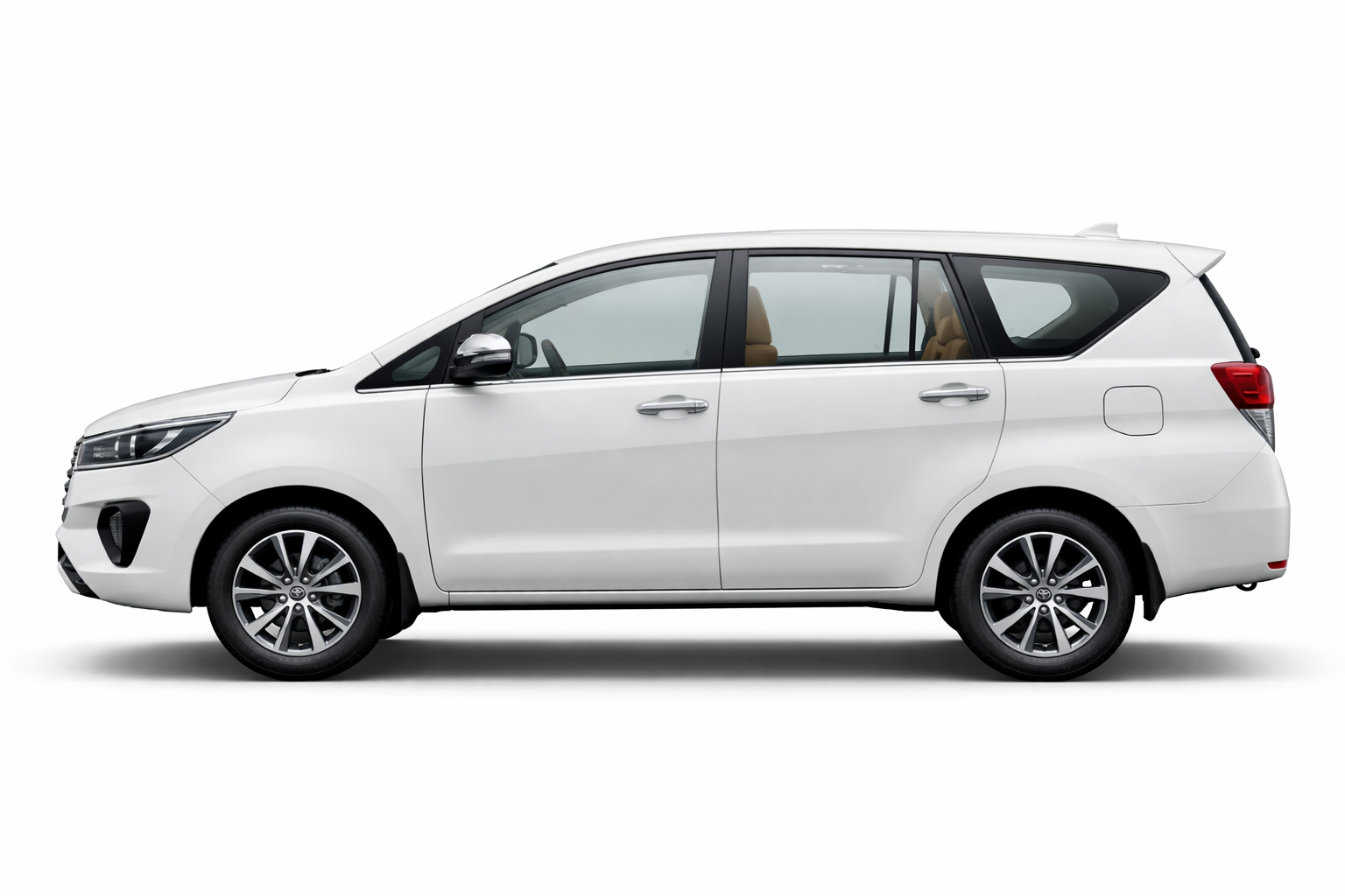 innova crysta 2025